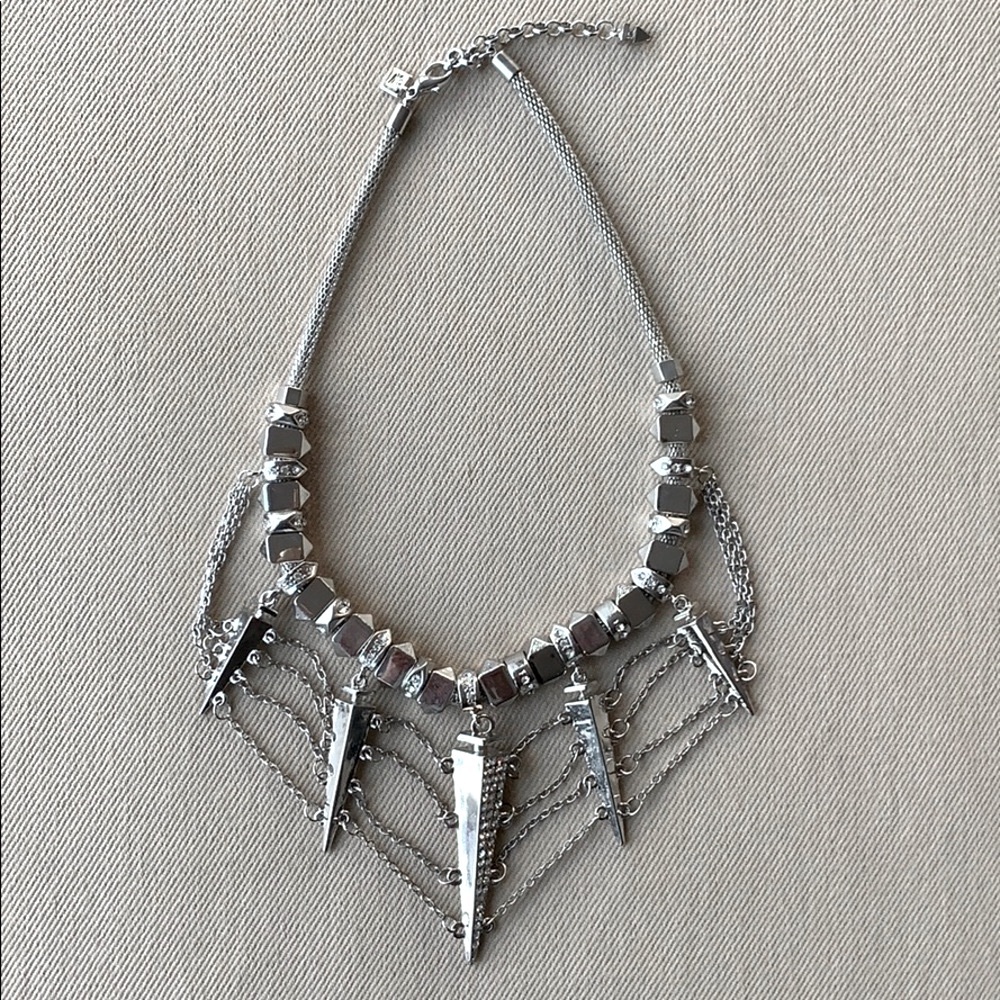 NWOT Belle Noel Palladium GlamRock Webbed Necklace